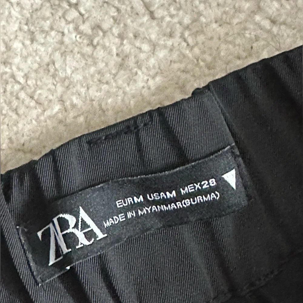 Zara Black Wide-Leg Trousers - Picture 3 of 3